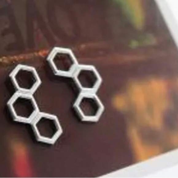 Geometric Hexagon Silver Tone Stud Earrings - Picture 3 of 9